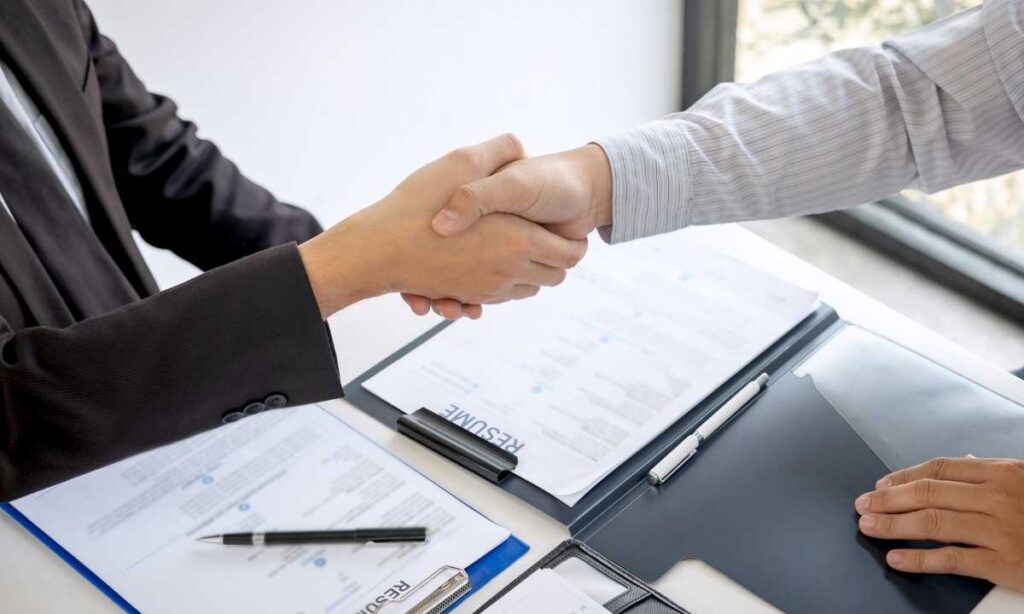 cum se completeaza un cv