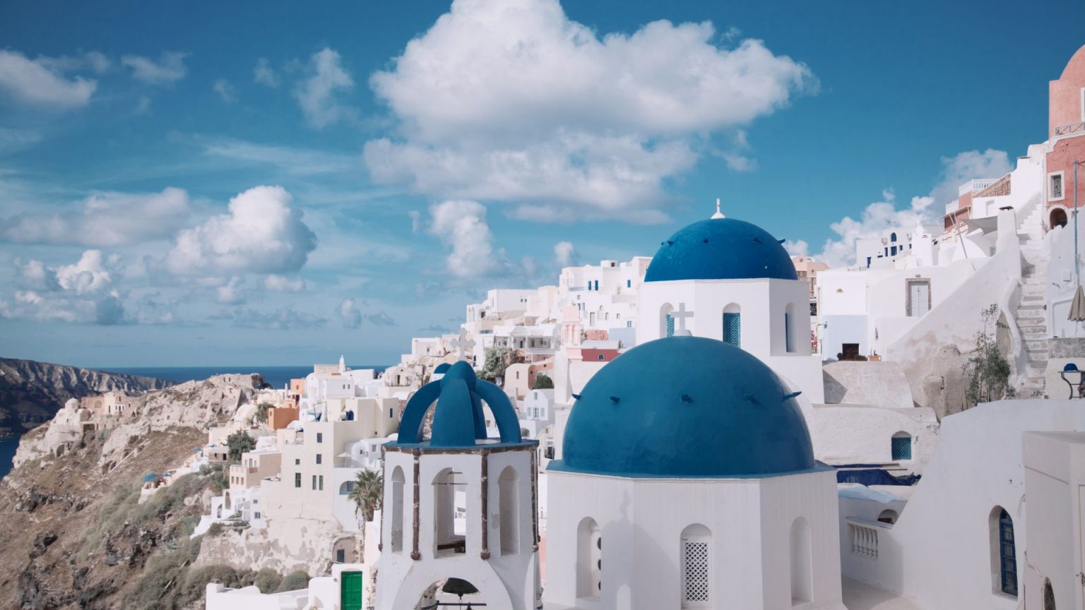 erasmus grecia thestudent