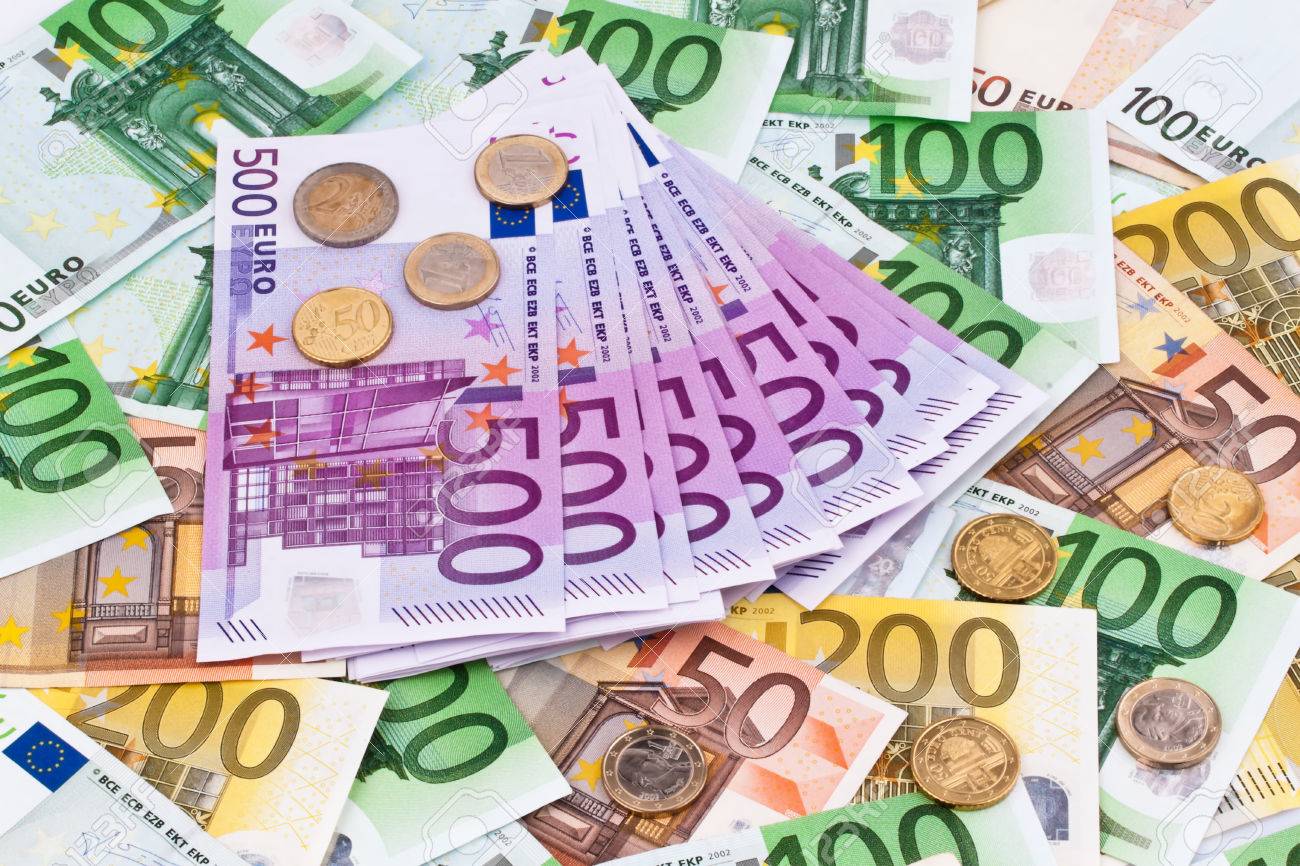 Salarii de aproape 4.000 de euro/ lună pentru educatoarele din România! Cine oferă sumele fabuloase și ce condiții trebuie îndeplinite